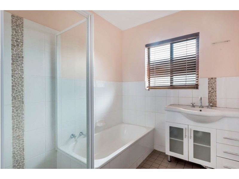 20 Scottsglade Road, Christie Downs SA 5164