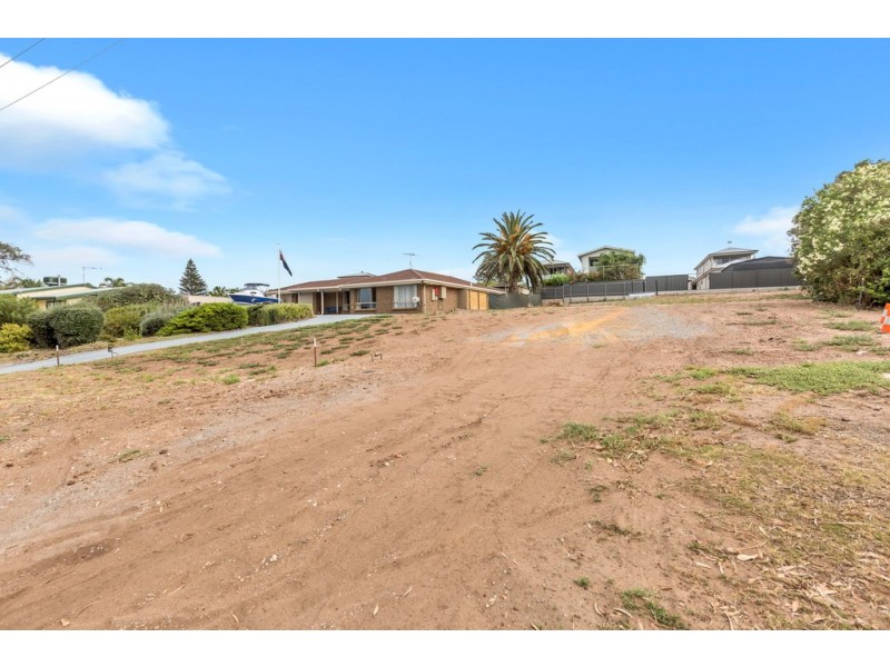 47 Third Avenue, Moana SA 5169