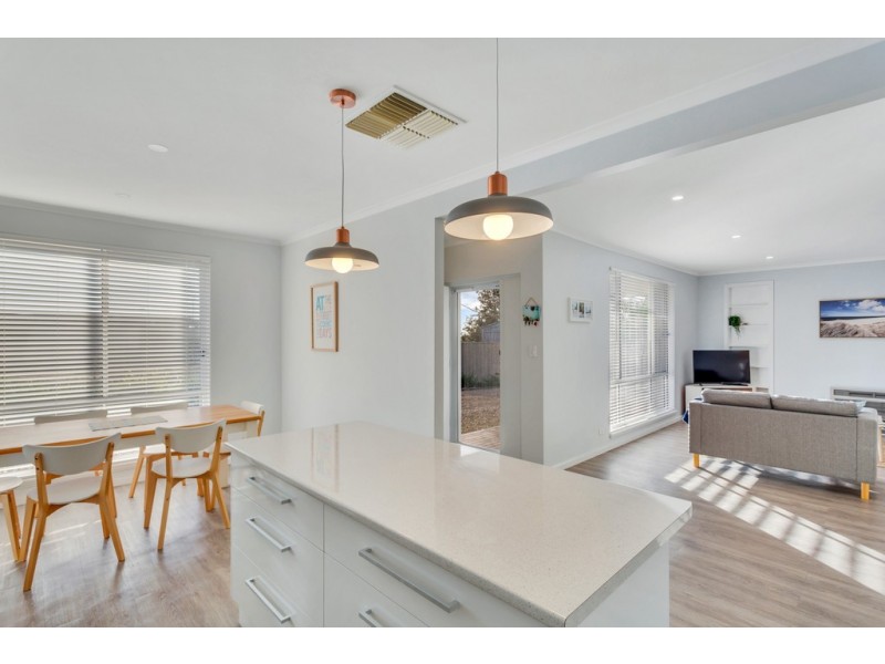 14 Gilbert Road, Christies Beach SA 5165