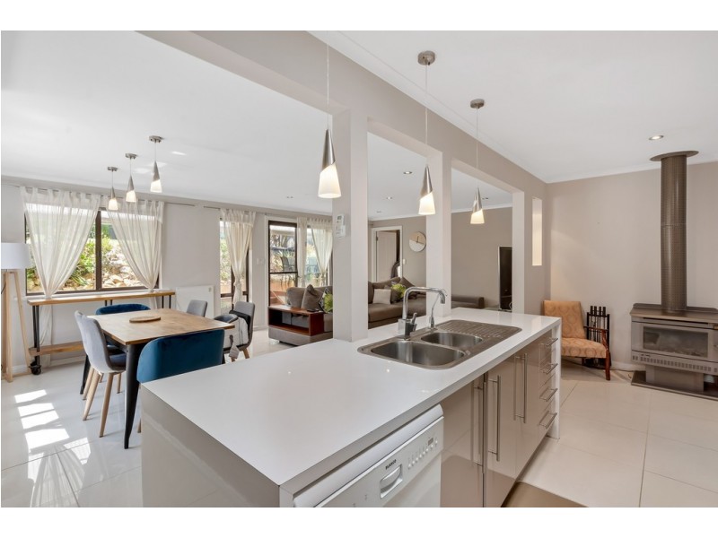 32 Second Avenue, Bridgewater SA 5155