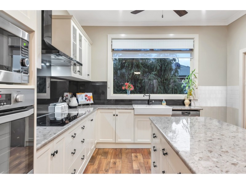 31 George Francis Drive, Mount Compass SA 5210