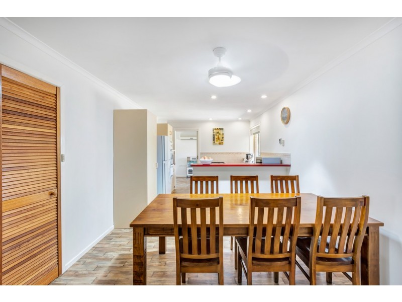 4 Evans Court, Woodcroft SA 5162