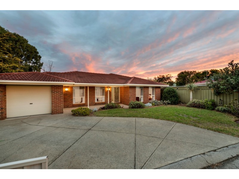 4 Evans Court, Woodcroft SA 5162