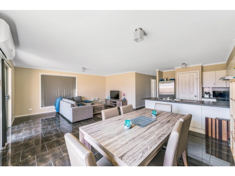 4 Enya Lane, Seaford Meadows SA 5169
