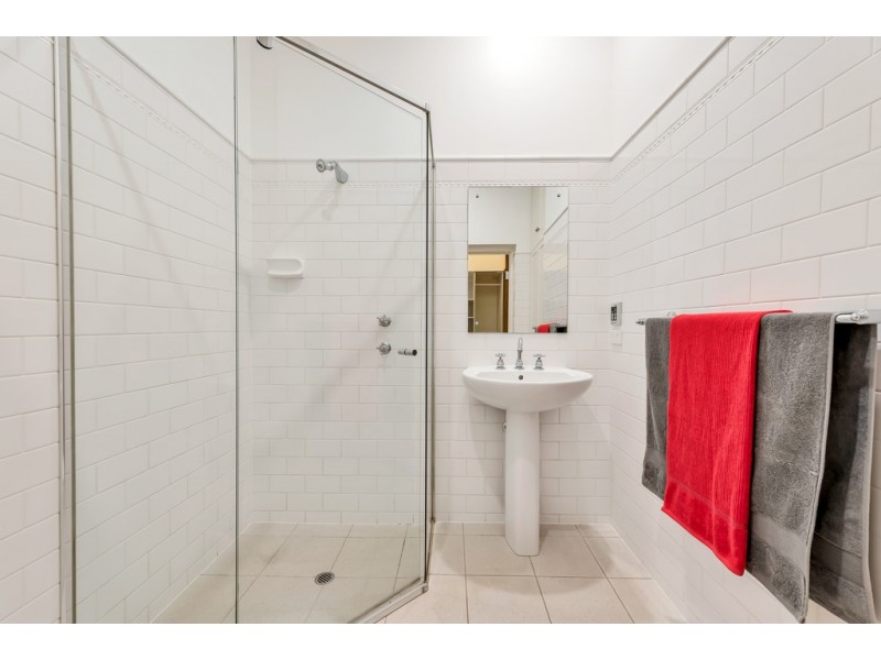 62 Avenue Road, Cumberland Park SA 5041