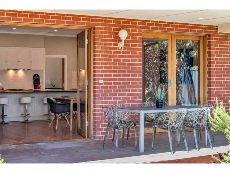 62 Avenue Road, Cumberland Park SA 5041