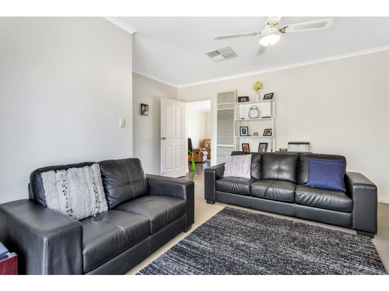 27 Kallamurra Street, Hallett Cove SA 5158