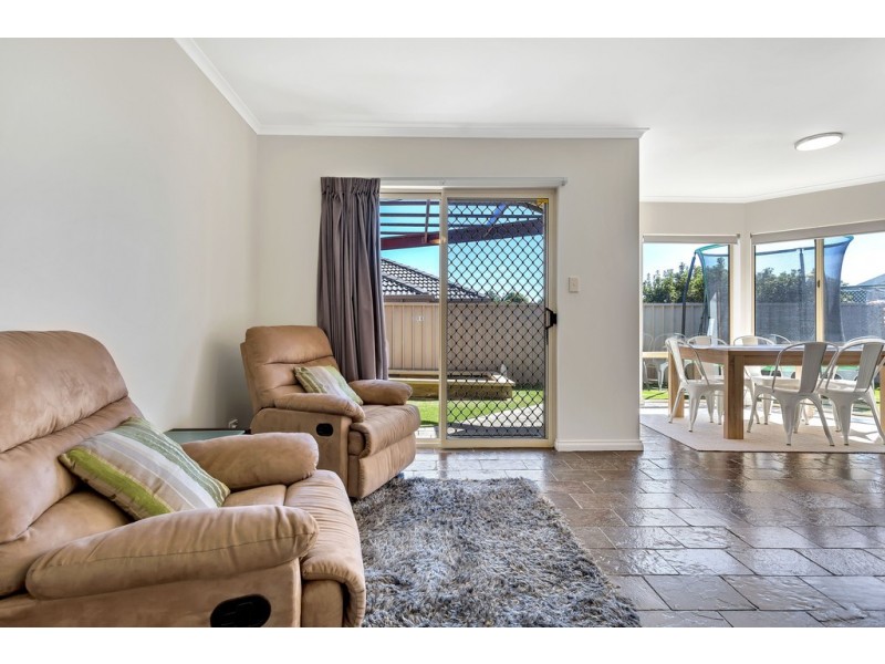 27 Kallamurra Street, Hallett Cove SA 5158