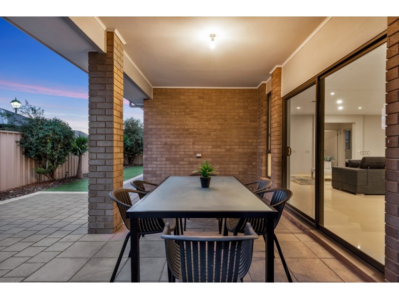2 Naval Road, Seaford Meadows SA 5169