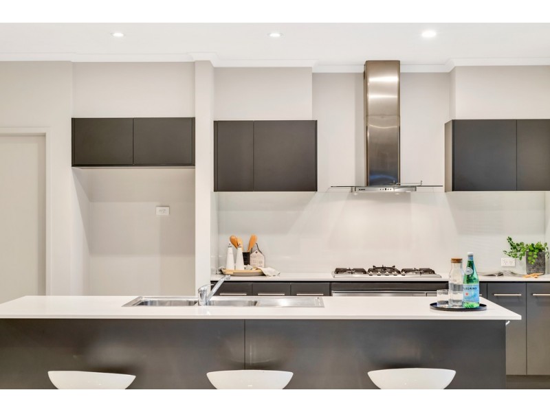 2 Naval Road, Seaford Meadows SA 5169