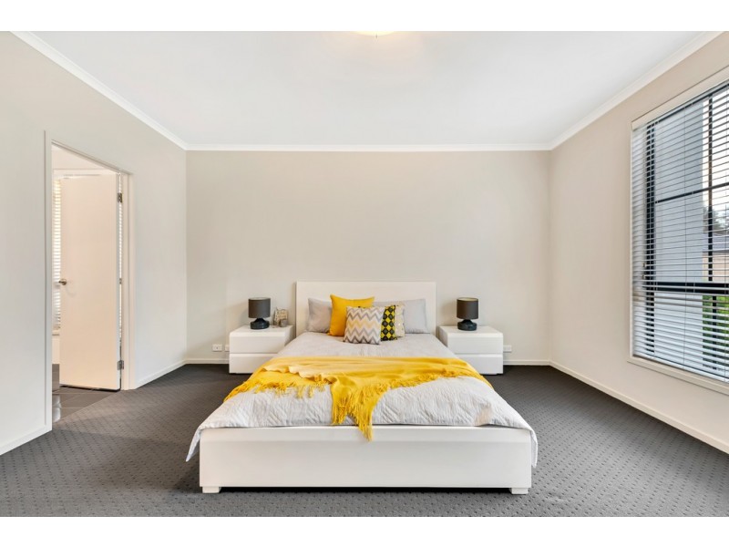 2 Naval Road, Seaford Meadows SA 5169