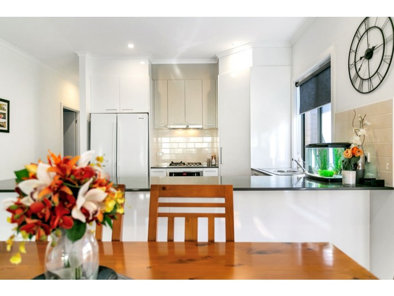 35 Flinders Crescent, Hackham SA 5163