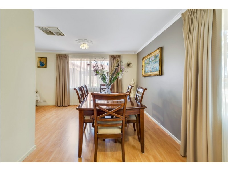 12 Williams Avenue, Hackham West SA 5163