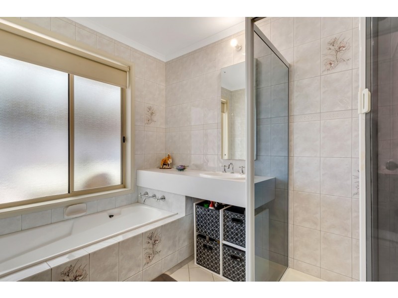 12 Williams Avenue, Hackham West SA 5163