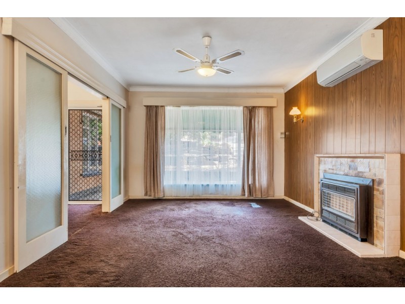 8 Jarrad Road, Happy Valley SA 5159