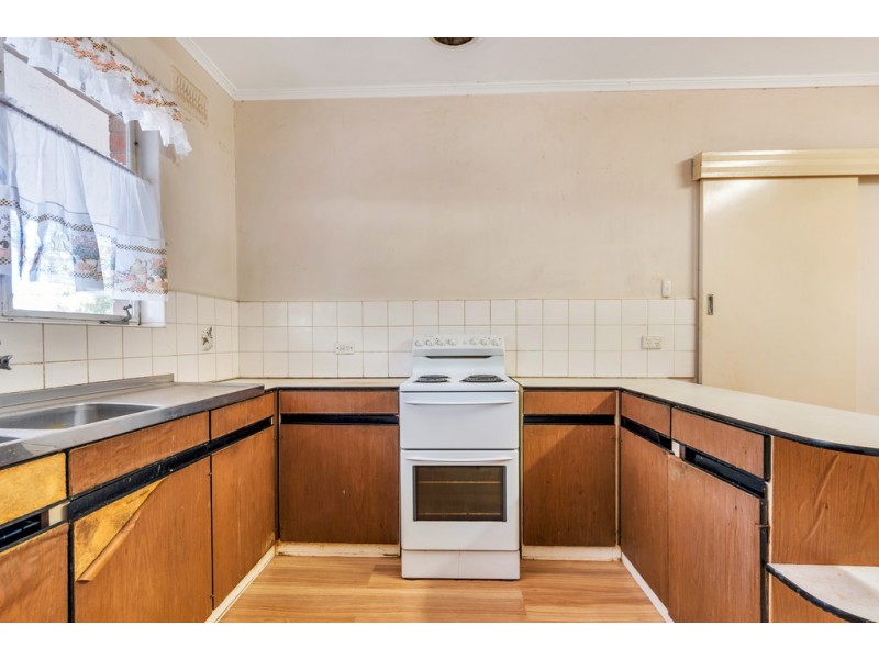8 Jarrad Road, Happy Valley SA 5159