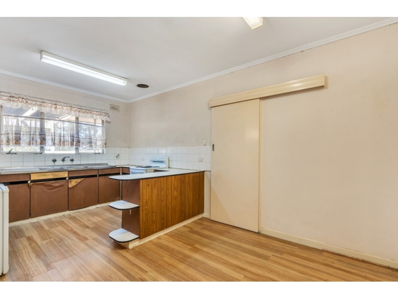 8 Jarrad Road, Happy Valley SA 5159