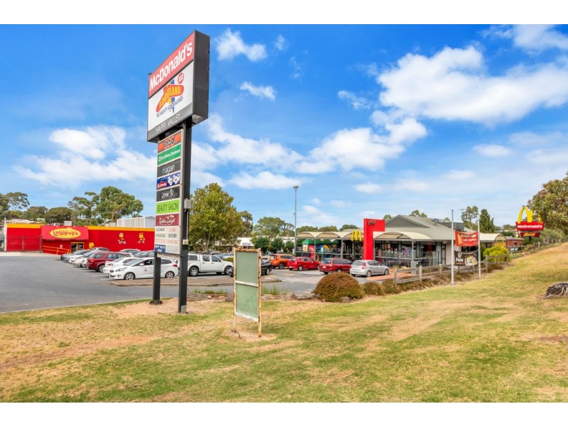 8 Jarrad Road, Happy Valley SA 5159