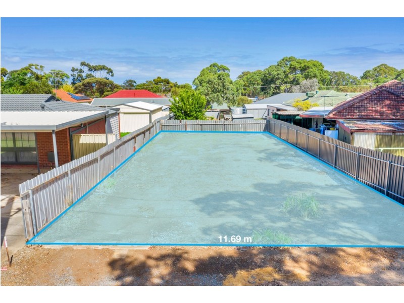 33 Edwina Drive, Morphett Vale SA 5162