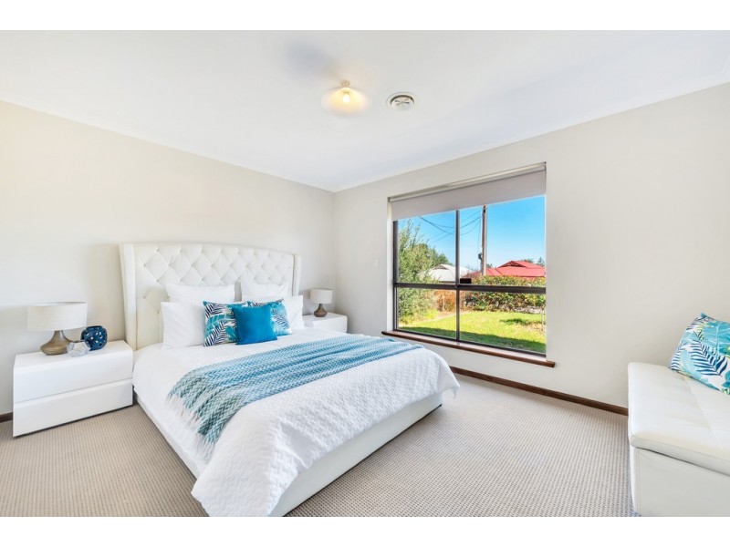 29 Third Avenue, Moana SA 5169