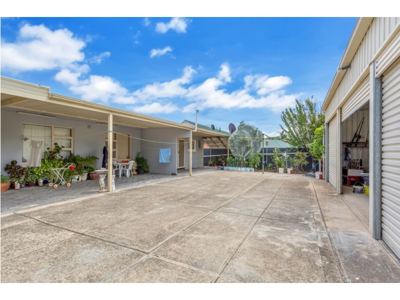 42 Greenbank Grove, Hackham West SA 5163