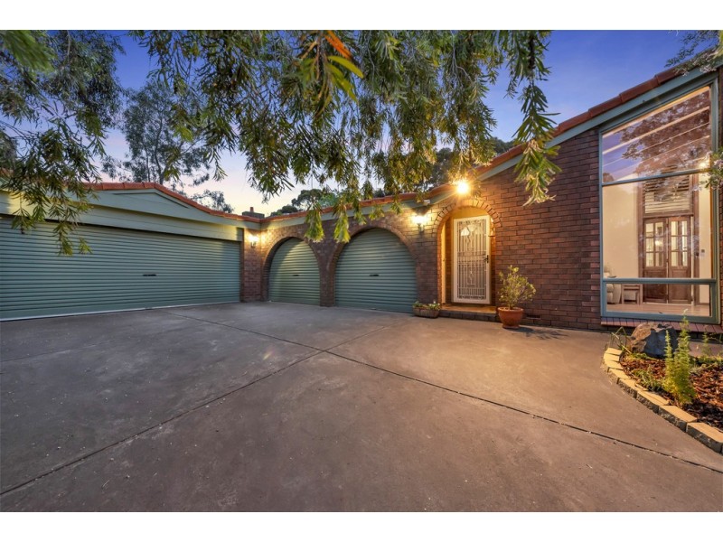 14 Jerilderie Drive, Happy Valley SA 5159