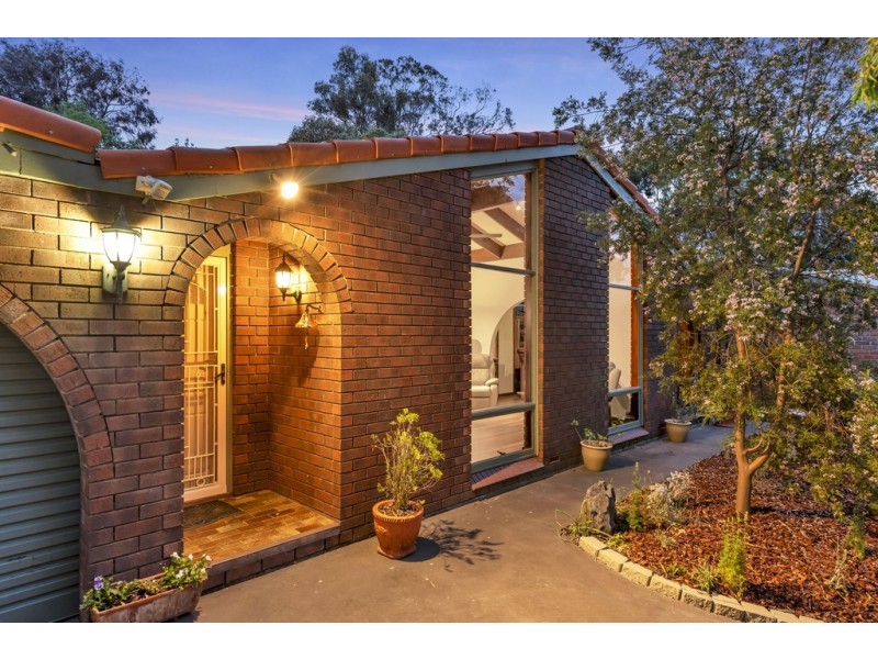 14 Jerilderie Drive, Happy Valley SA 5159