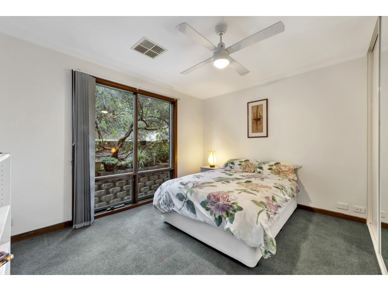 14 Jerilderie Drive, Happy Valley SA 5159