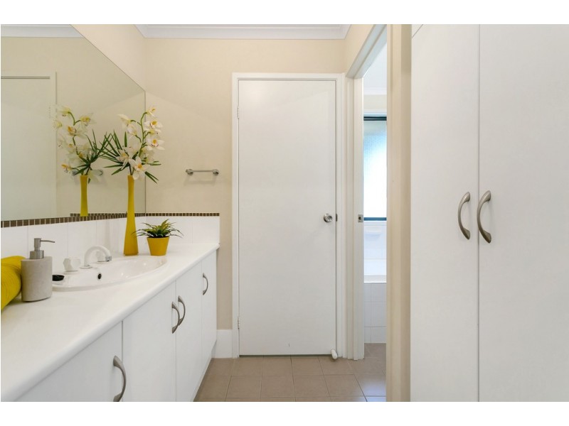 693 Grand Boulevard, Seaford Meadows SA 5169