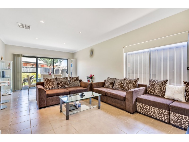 35a Thorne Crescent, Mitchell Park SA 5043