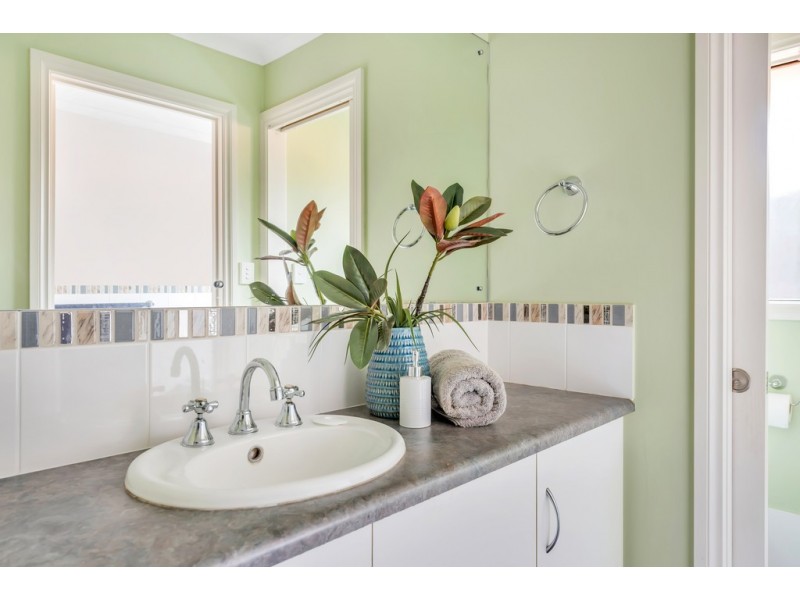 63a Erebus Circuit, Morphett Vale SA 5162