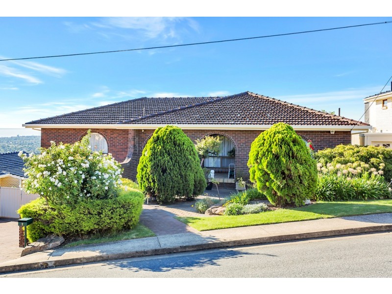 2 Moore Street, Seacombe Heights SA 5047