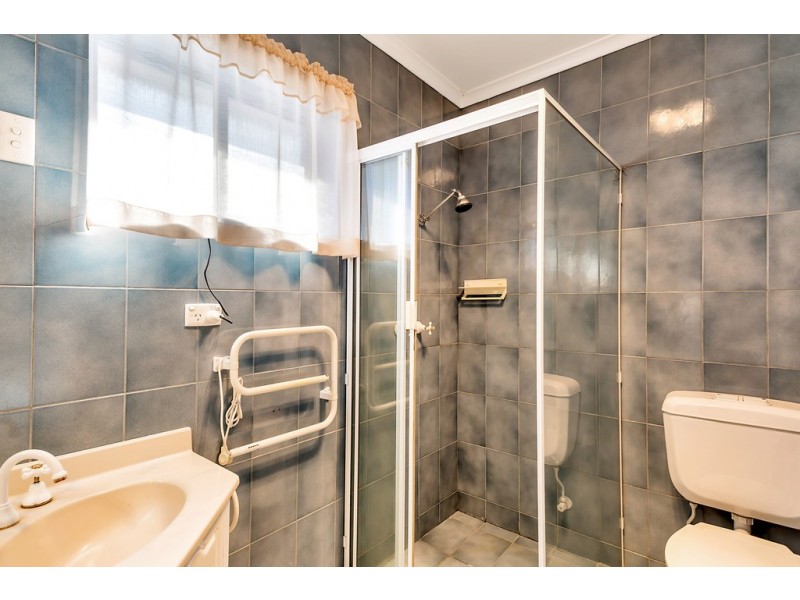 2 Moore Street, Seacombe Heights SA 5047