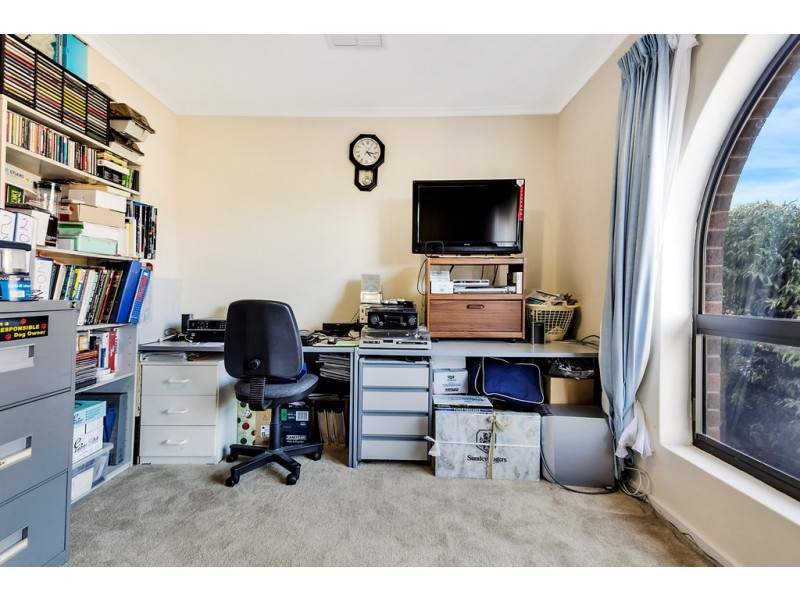 2 Moore Street, Seacombe Heights SA 5047