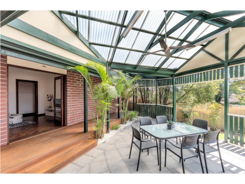 14 Bennett Close, Aberfoyle Park SA 5159