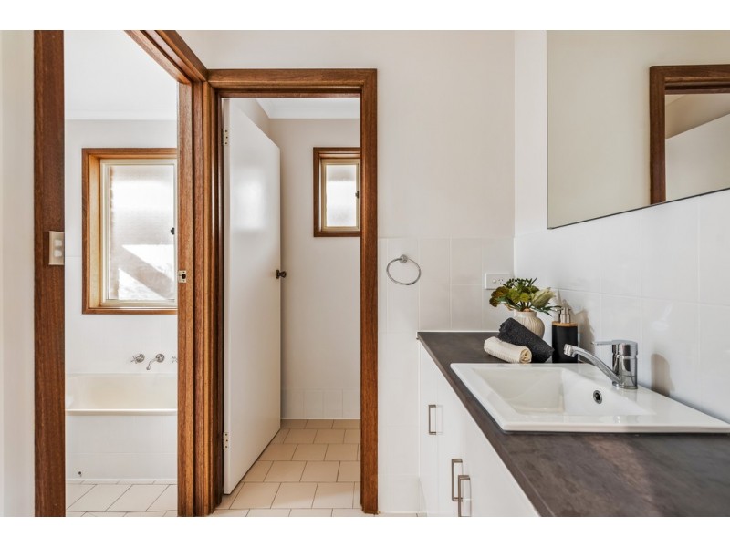 73 Sir James Hardy Way, Woodcroft SA 5162