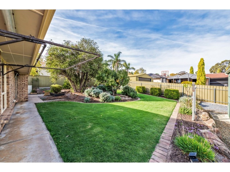 73 Sir James Hardy Way, Woodcroft SA 5162