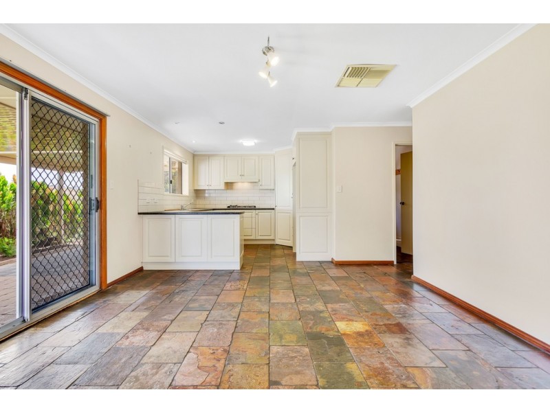 9 Bonnie Court, Christie Downs SA 5164