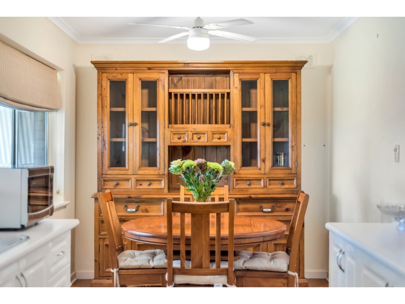 247 Commercial Road, Seaford SA 5169