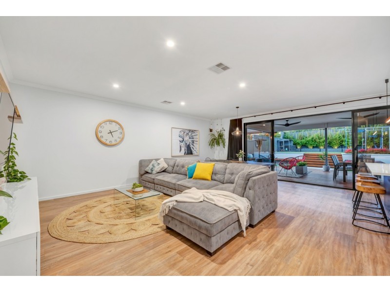 54 River Road, Port Noarlunga SA 5167