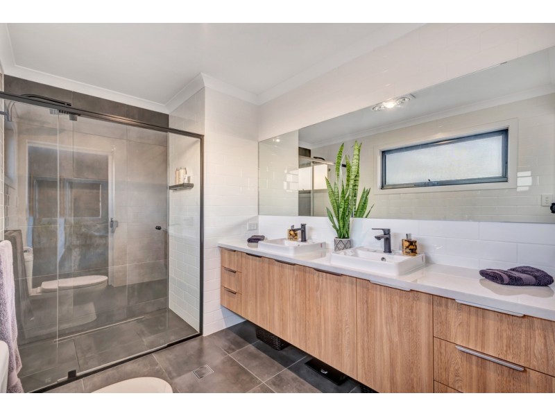 54 River Road, Port Noarlunga SA 5167