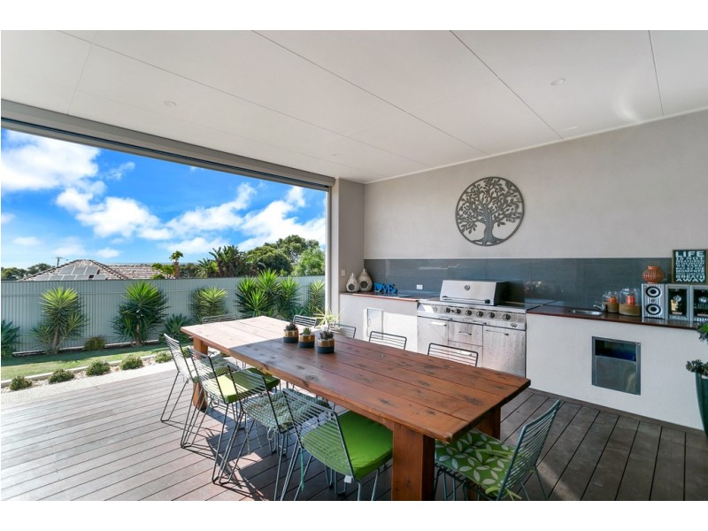 52 Angas Crescent, Marino SA 5049