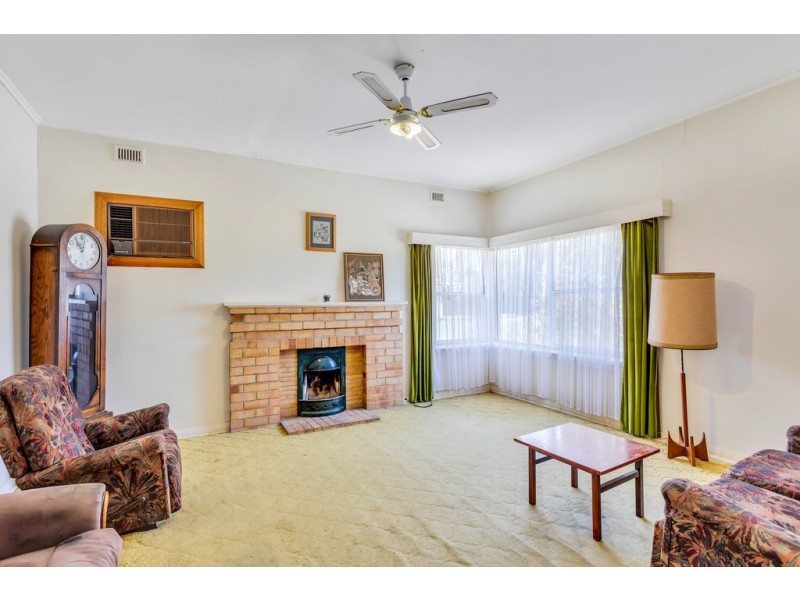 1 Acacia Avenue, Glenelg North SA 5045