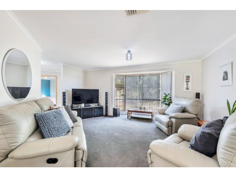 33 Whittaker Avenue, Old Reynella SA 5161