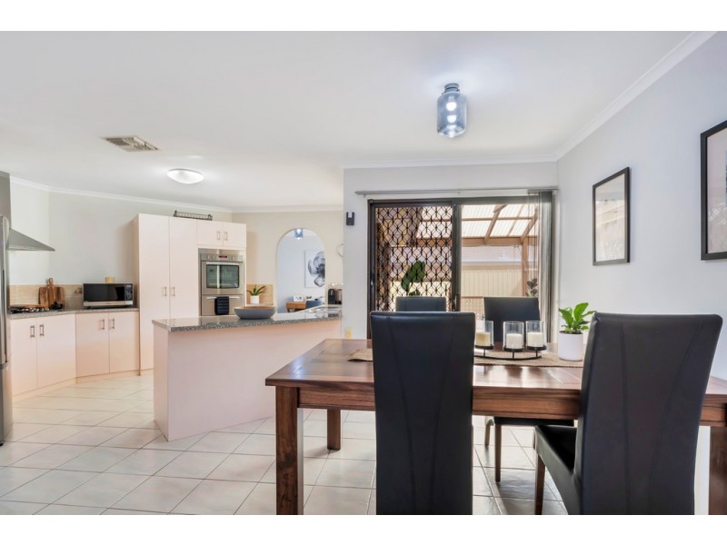 33 Whittaker Avenue, Old Reynella SA 5161