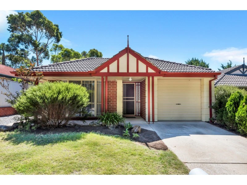 8 Pine View Close, Old Reynella SA 5161
