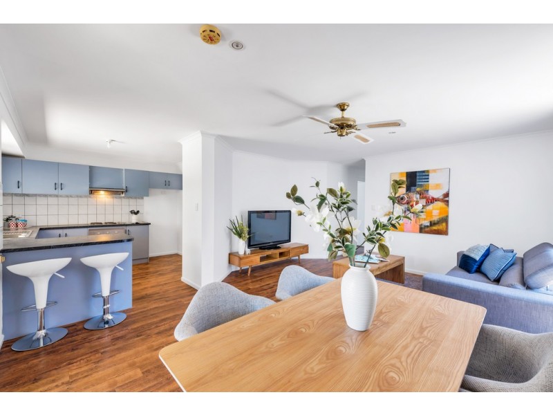 8 Pine View Close, Old Reynella SA 5161