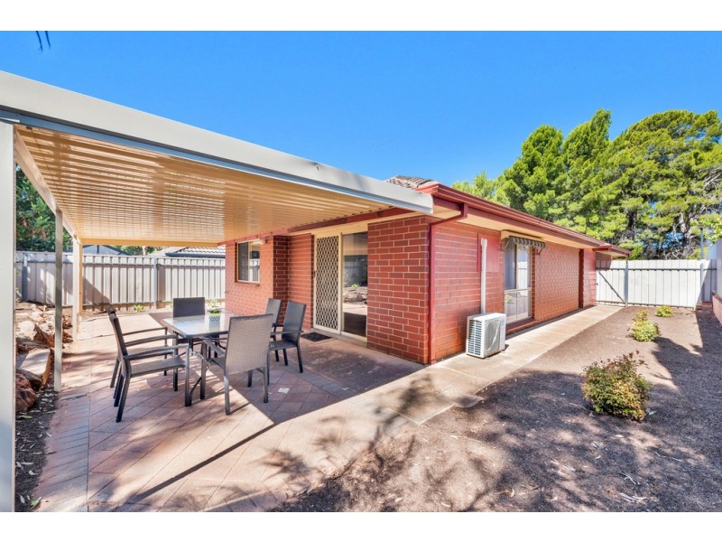 8 Pine View Close, Old Reynella SA 5161
