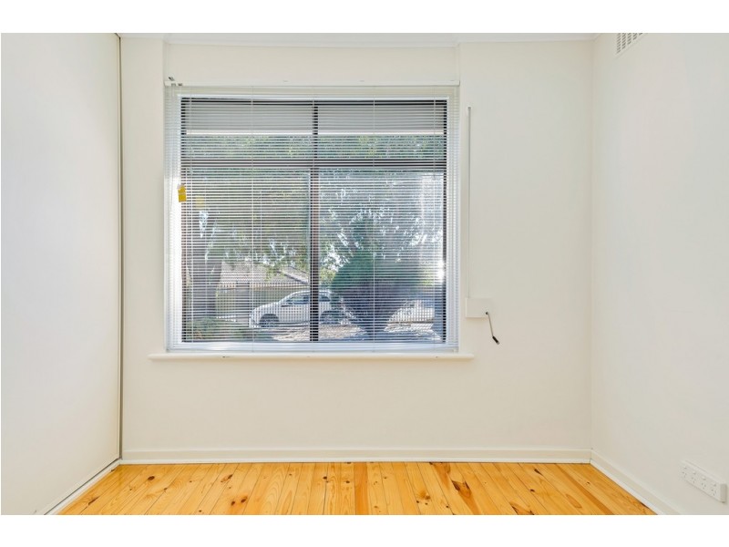 4 Vine Street, Morphett Vale SA 5162