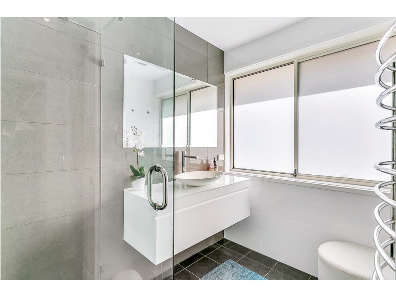 22 Caroline Street, Flagstaff Hill SA 5159